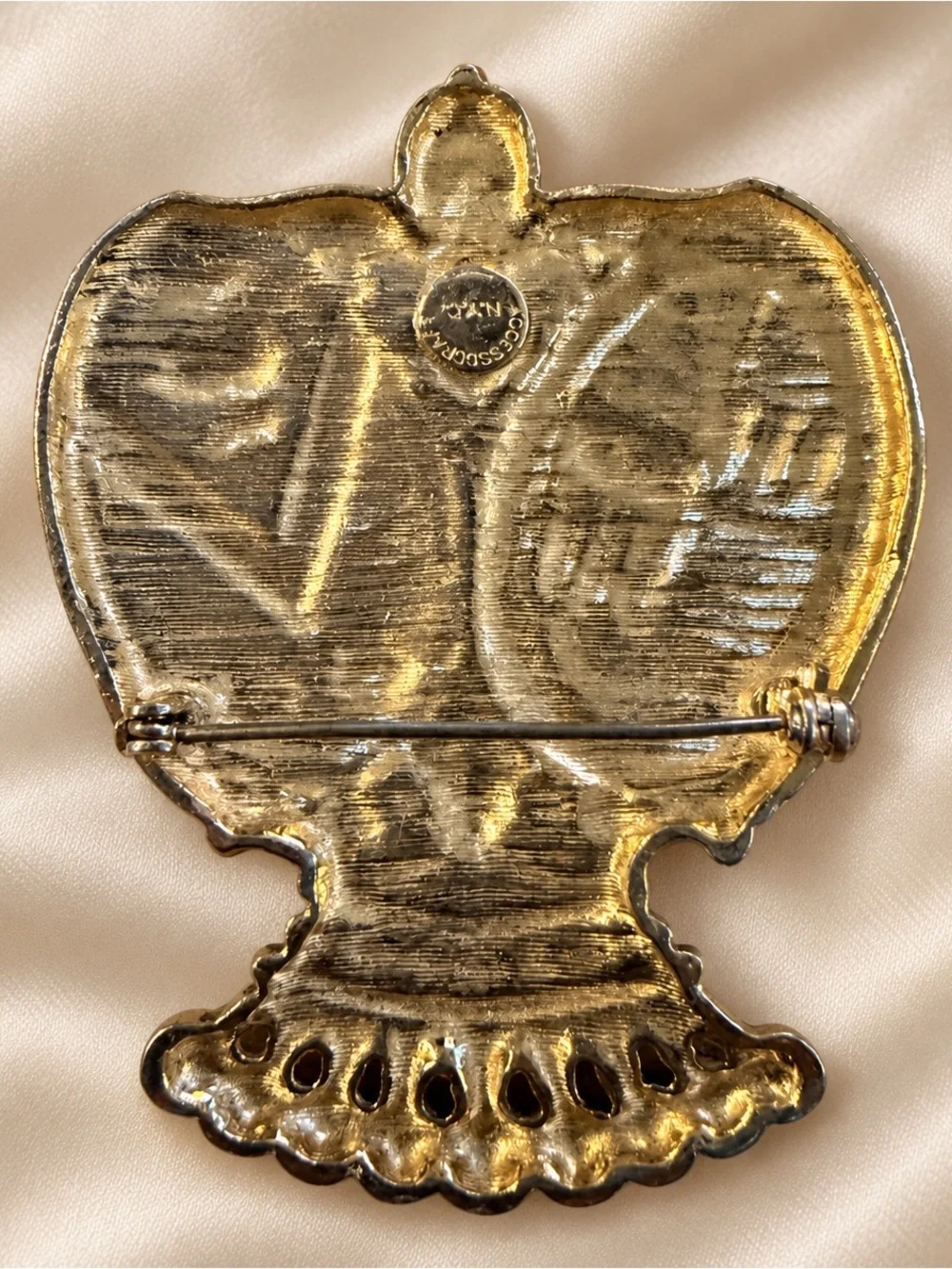 Accessocraft N.Y.C. striking vintage
